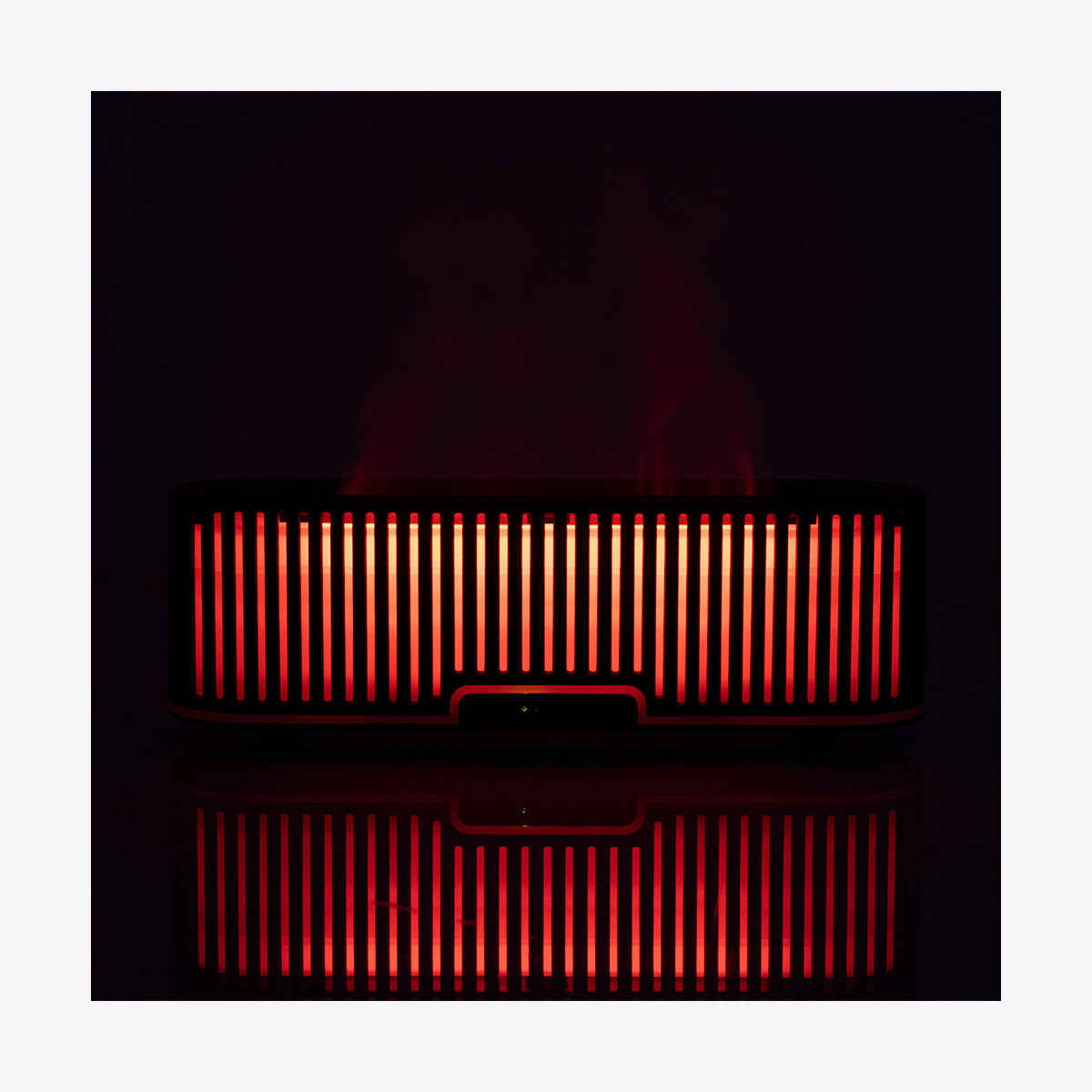 HY04 vlam-aromadiffuser zwart – frontaal met rode verlichting