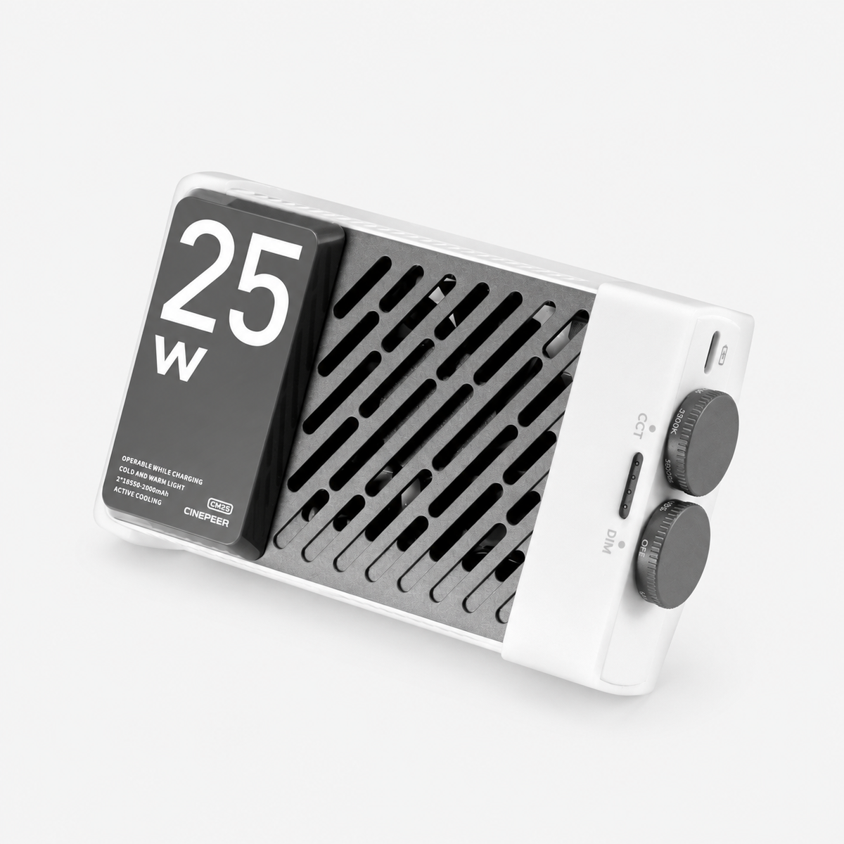 CINEPEER CM25 videolamp aanzicht 1