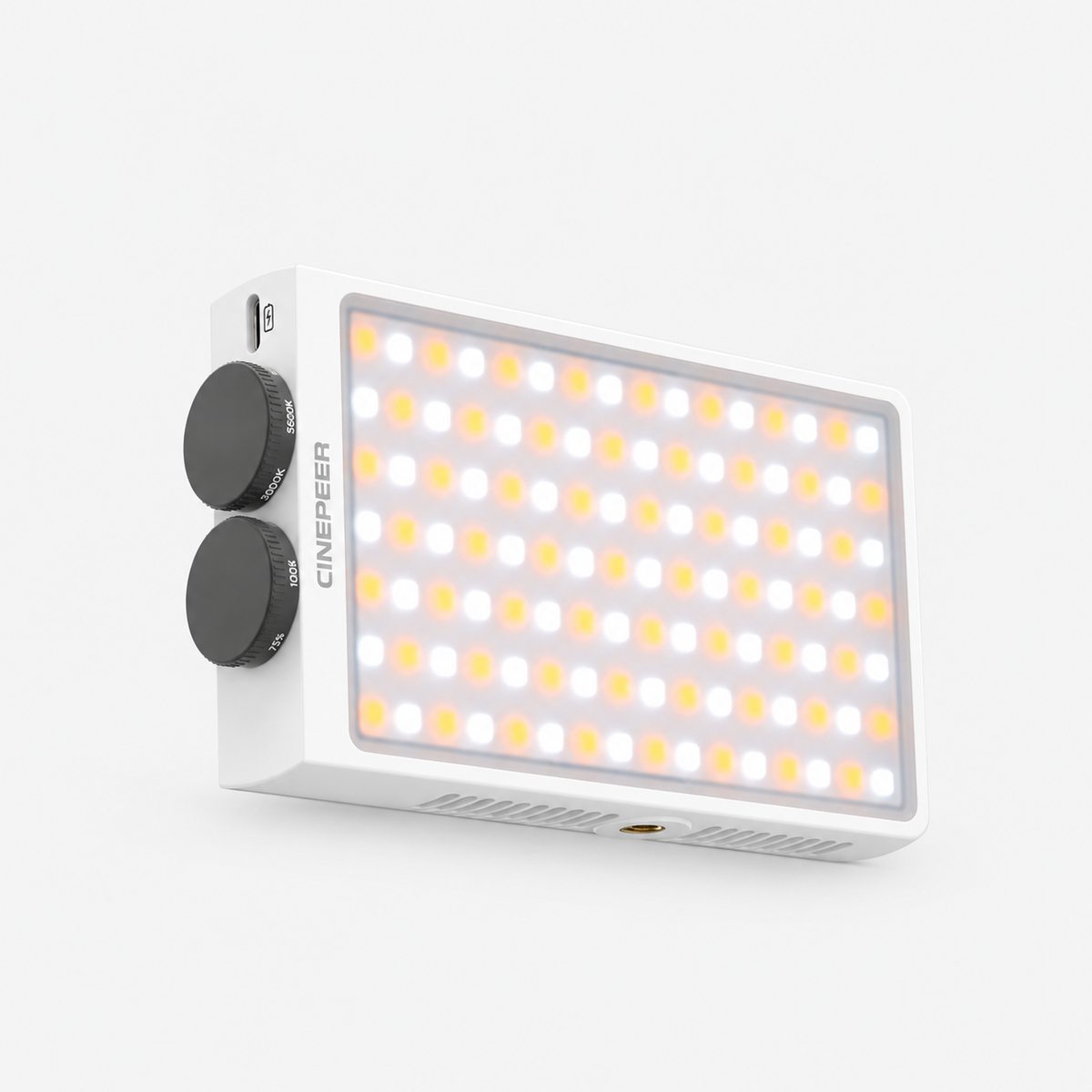 CINEPEER CM25 videolamp aanzicht 3