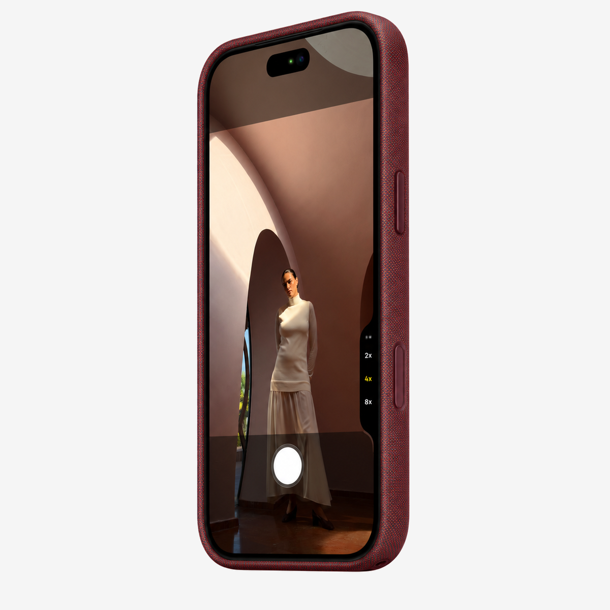 Merkloos geweven hoesje voor iPhone 18 Pro Max Bordeauxrood zonder logo – vooraanzicht schuin