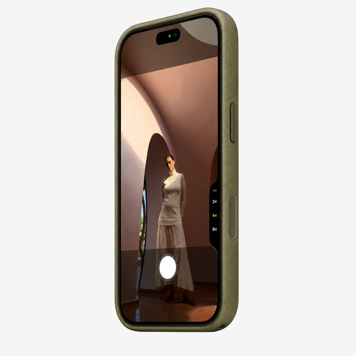 Merkloos geweven hoesje voor iPhone 18 Pro Max Olijfgroen zonder logo – vooraanzicht schuin